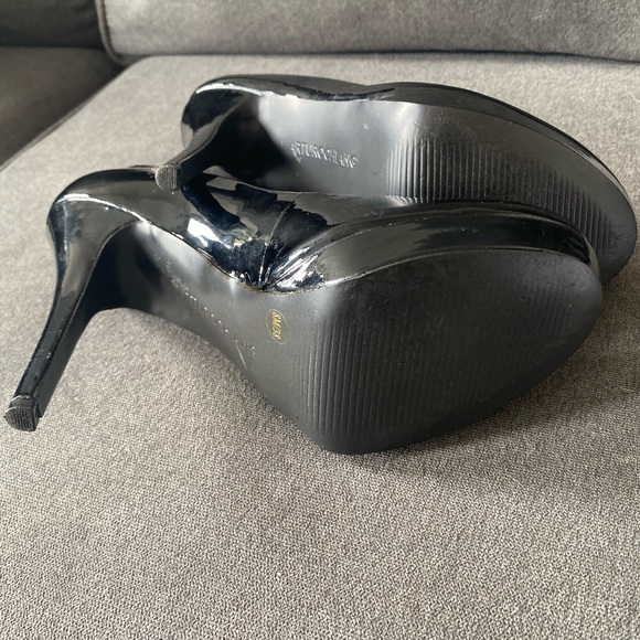 Arturo Chiang Black Orina Pumps, Sz 8, ECU - Picture 7 of 10